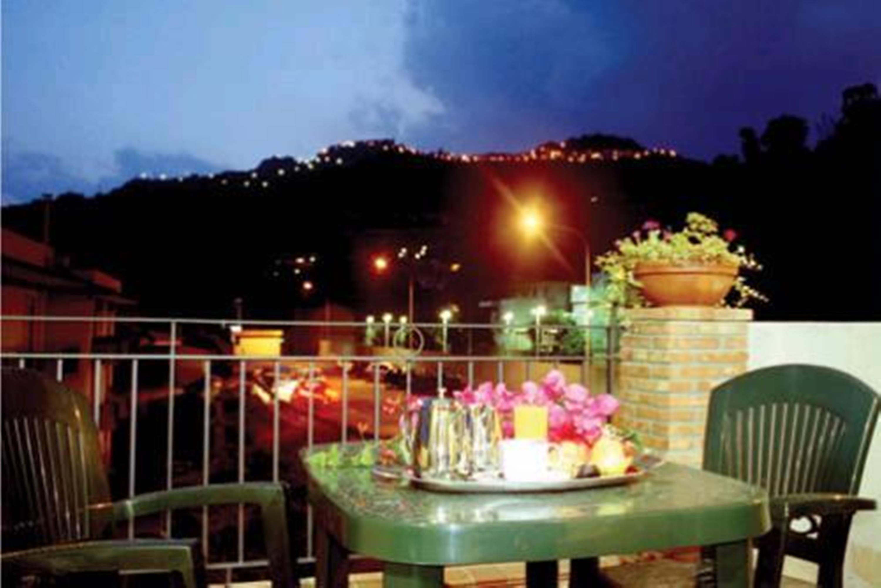 玛拉贝尔酒店 SantʼAlessio Siculo 外观 照片