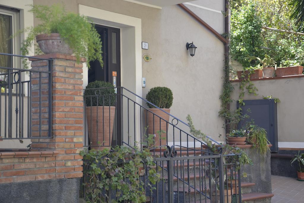 玛拉贝尔酒店 SantʼAlessio Siculo 外观 照片