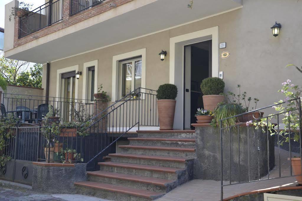 玛拉贝尔酒店 SantʼAlessio Siculo 外观 照片